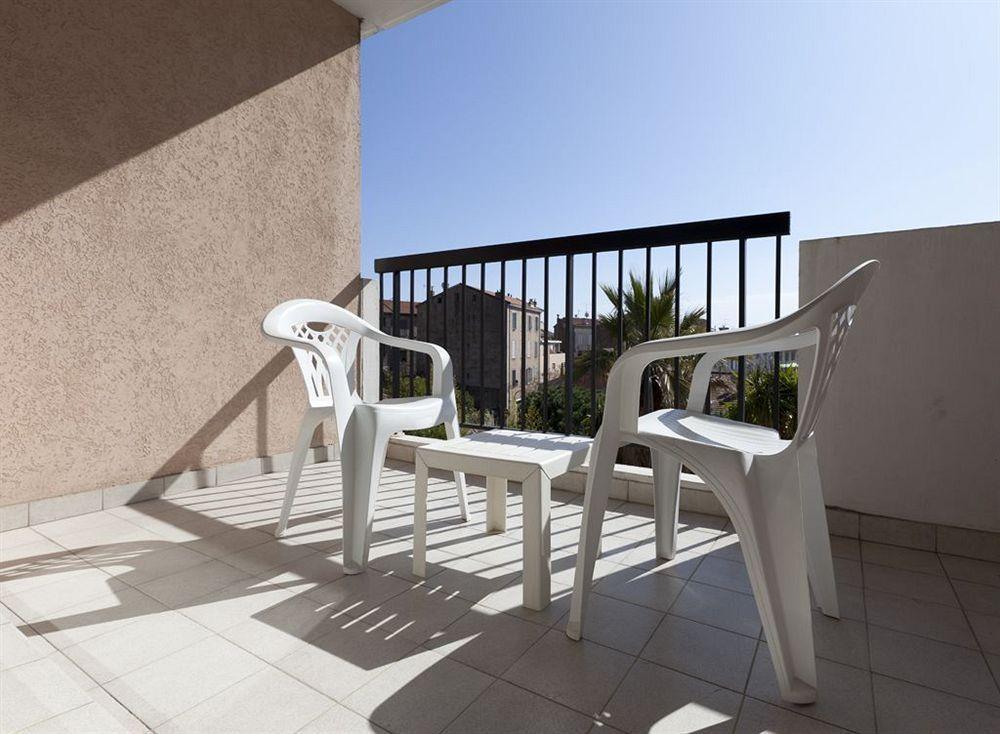 Adonis Cannes - Hotel Thomas Ле-Канне Екстер'єр фото