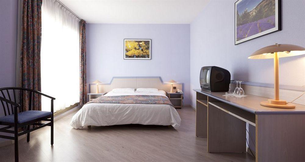 Adonis Cannes - Hotel Thomas Ле-Канне Екстер'єр фото